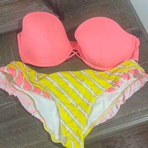 Victorias Secret Bikini size medium EUC